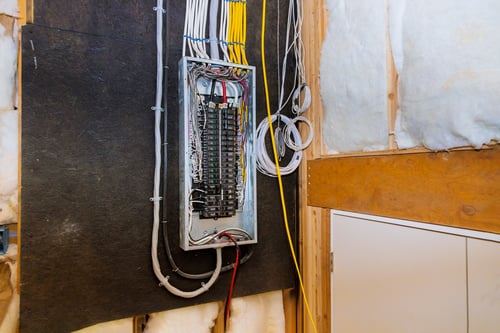 Electrical Panels / Paneles Eléctricos
